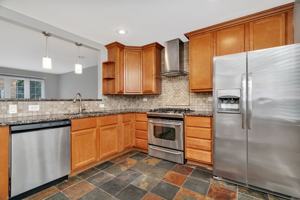 featured image of 13 South Waiola Avenue