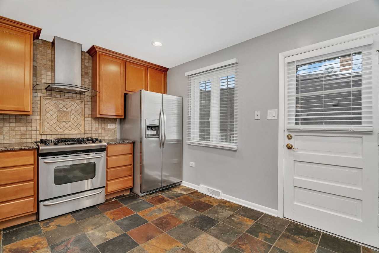 13-15 S Waiola Townhomes - Photo 6 of 50