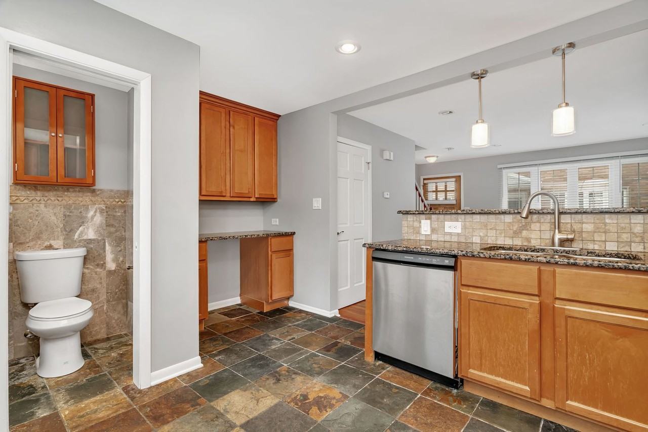 13-15 S Waiola Townhomes - Photo 7 of 50