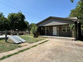 featured image of 315 Sw J Ave