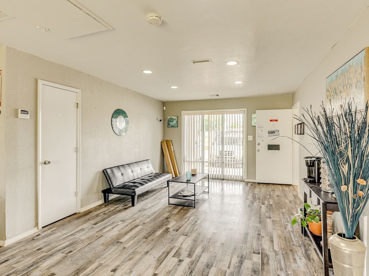 Hillcrest Residences - Photo 2 of 29