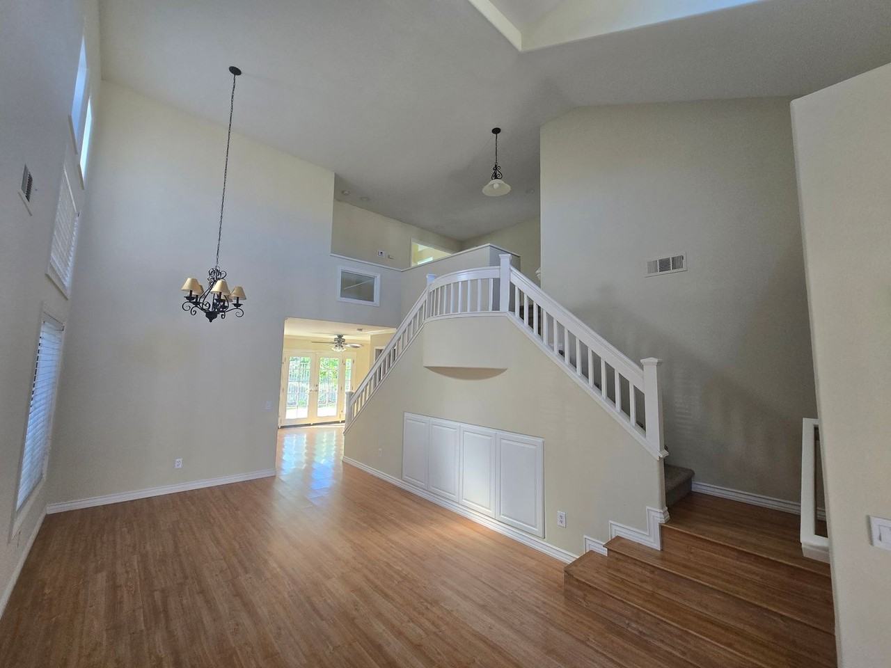 30 Carriage Dr - Photo 3 of 24