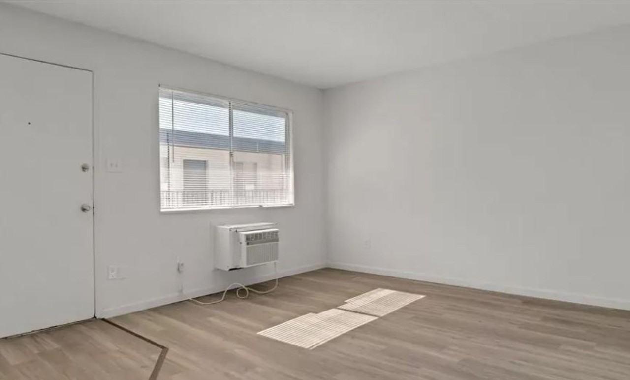 Courtyard Apartments - Photo 3 of 5