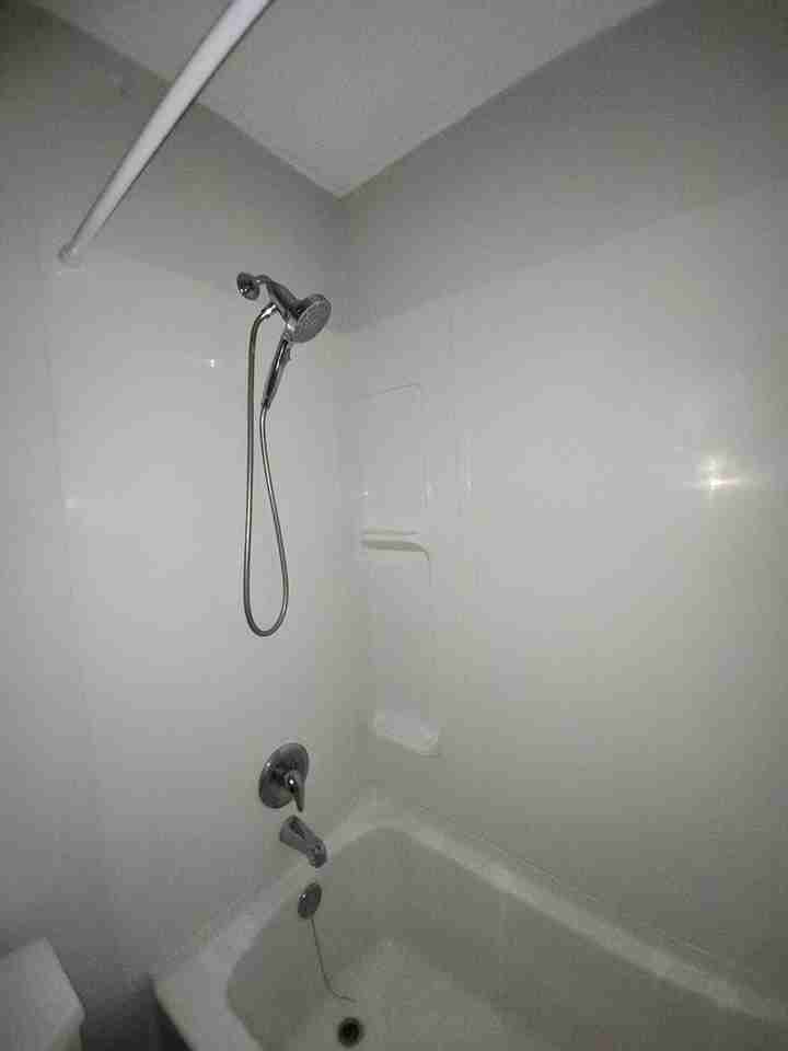 30 Parkwood Dr #3 - Photo 3 of 6