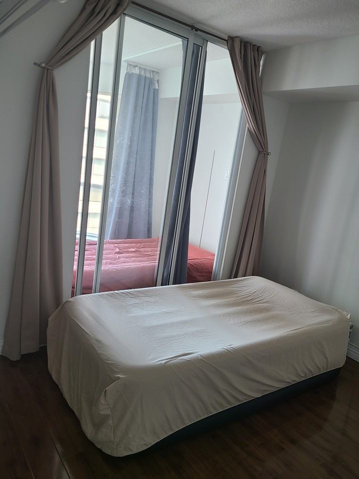 Yonge St & Queens Quay W - Photo 2 of 8