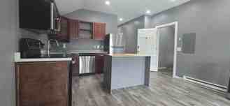 Beautiful 3/4 bedroom, 1 Bath - Photo 1 of 1