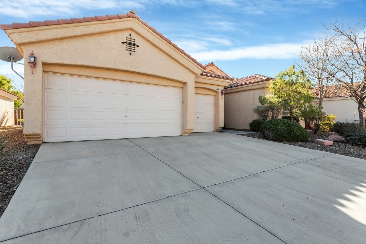 3941 Trapani Pl - Photo 2 of 16