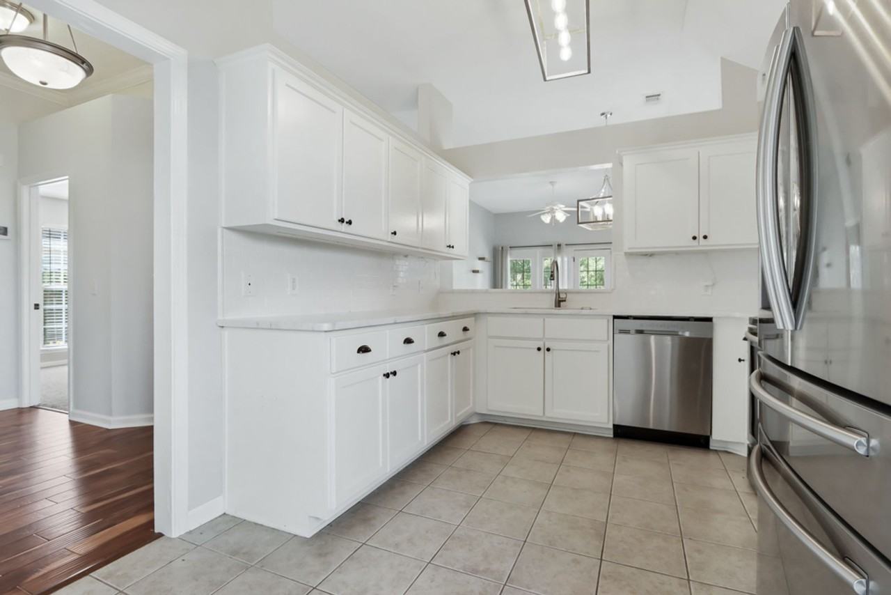 120 Oak Ridge Cir - Photo 7 of 26