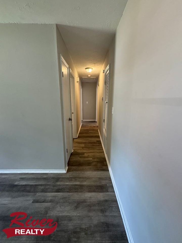 3712 Oslo Rd - Photo 7 of 16