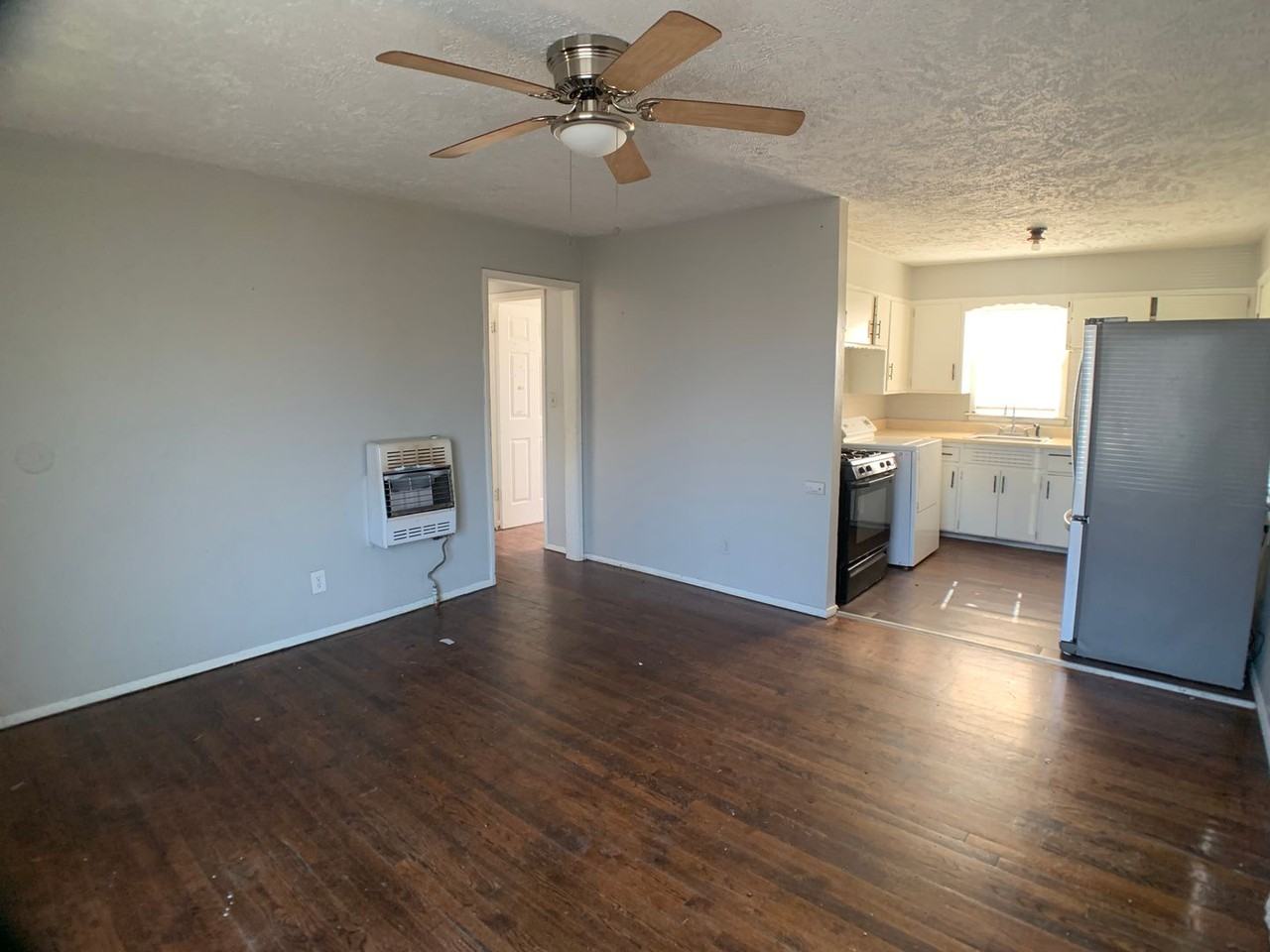 6120 Nw 55th St - Photo 2 of 10