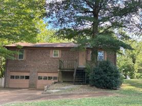 552 Desha Dr - Photo 1 of 1