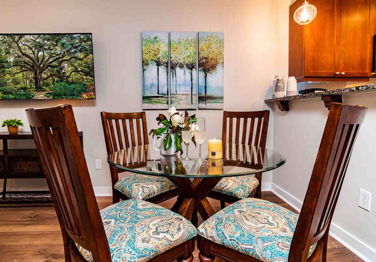 955 Registry Blvd - Photo 3 of 38