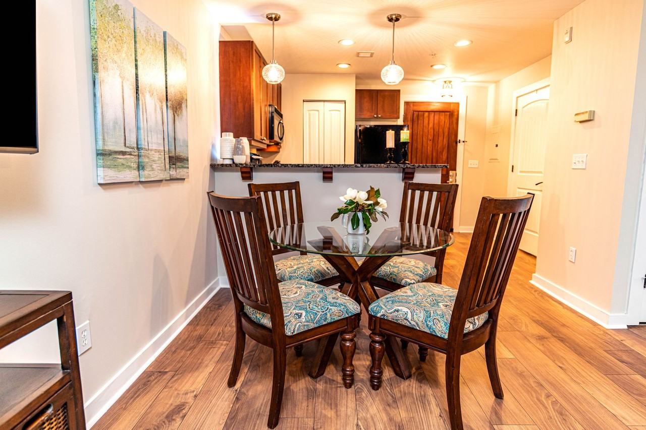 955 Registry Blvd - Photo 5 of 38