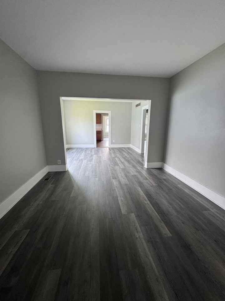 3443 Madison St - Photo 6 of 21