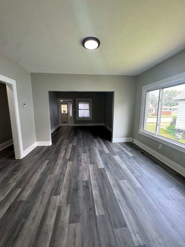 3443 Madison St - Photo 7 of 21