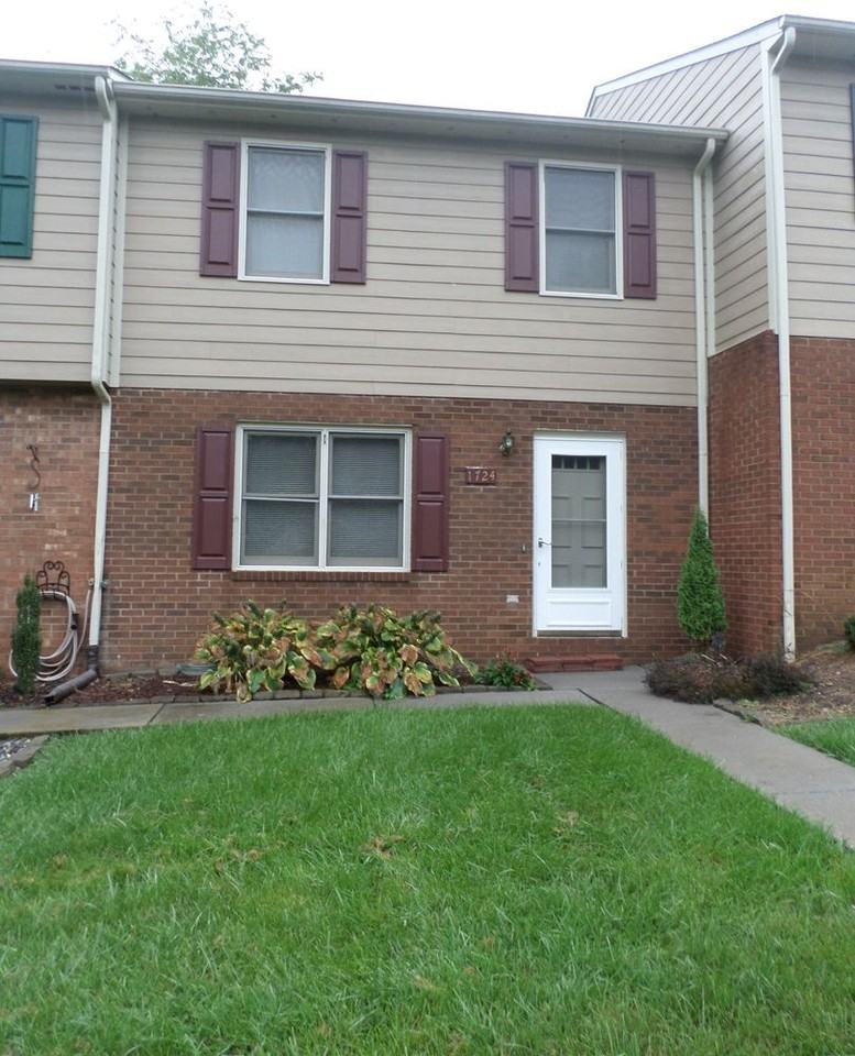 1724 Emerald St - Photo 4 of 18
