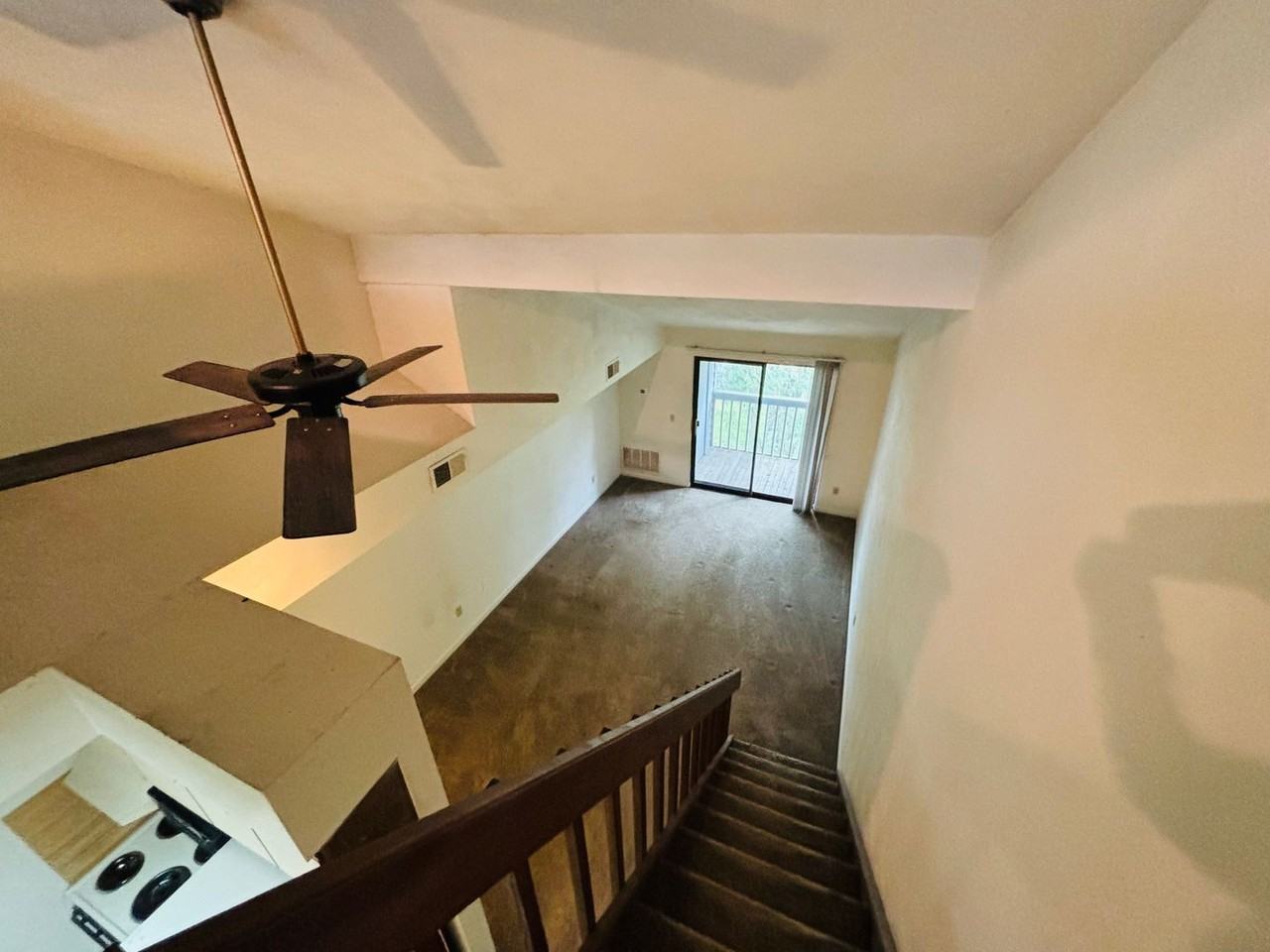 507 Sunridge Dr Apt N - Photo 5 of 14