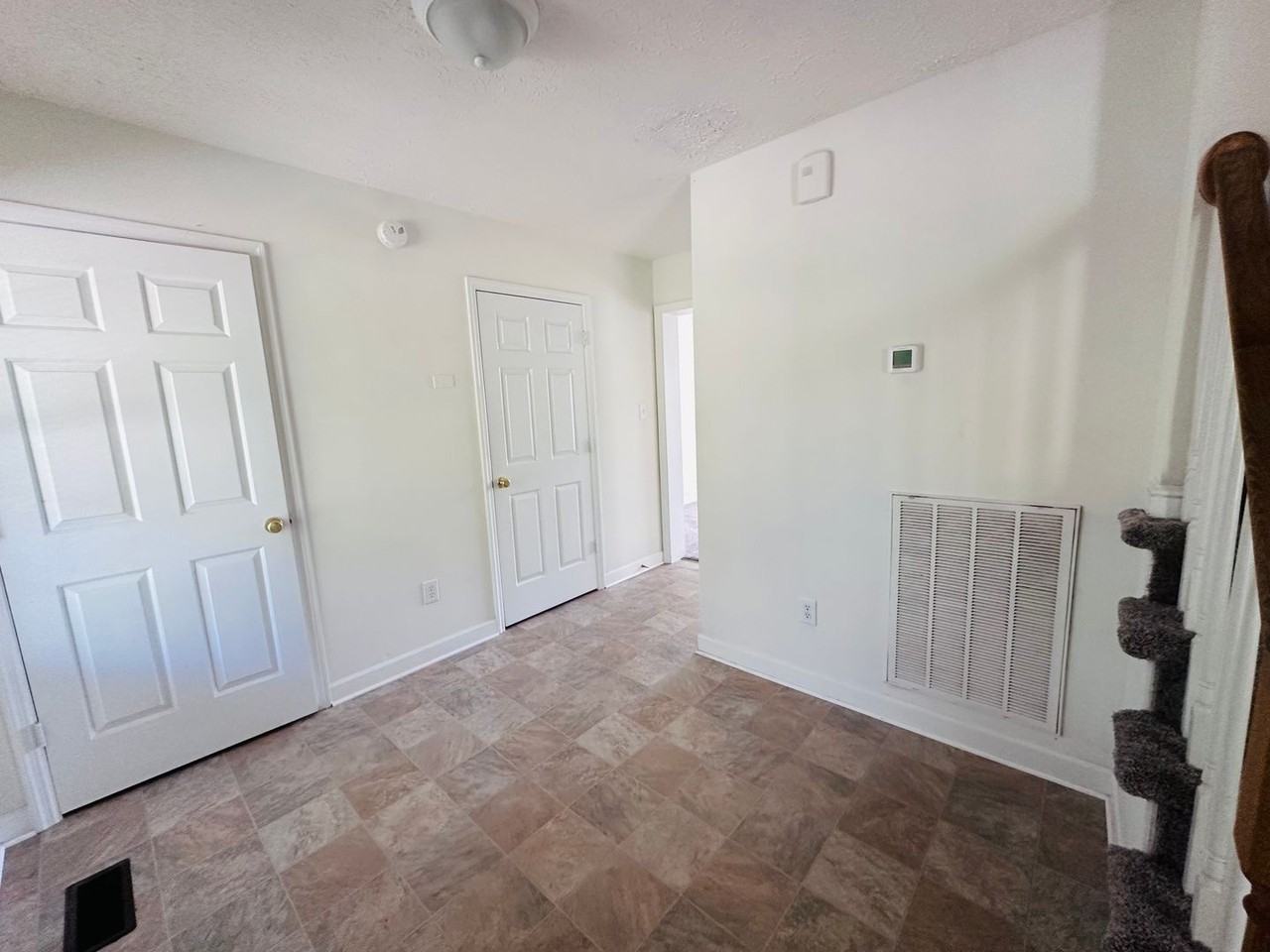 905 Progress St Nw - Photo 5 of 12