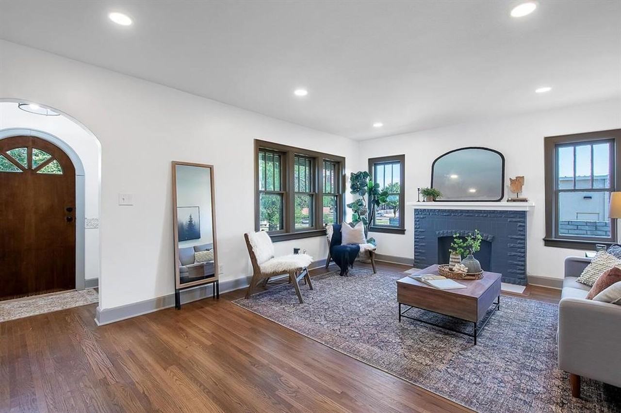 434 N Vassar St - Photo 3 of 19