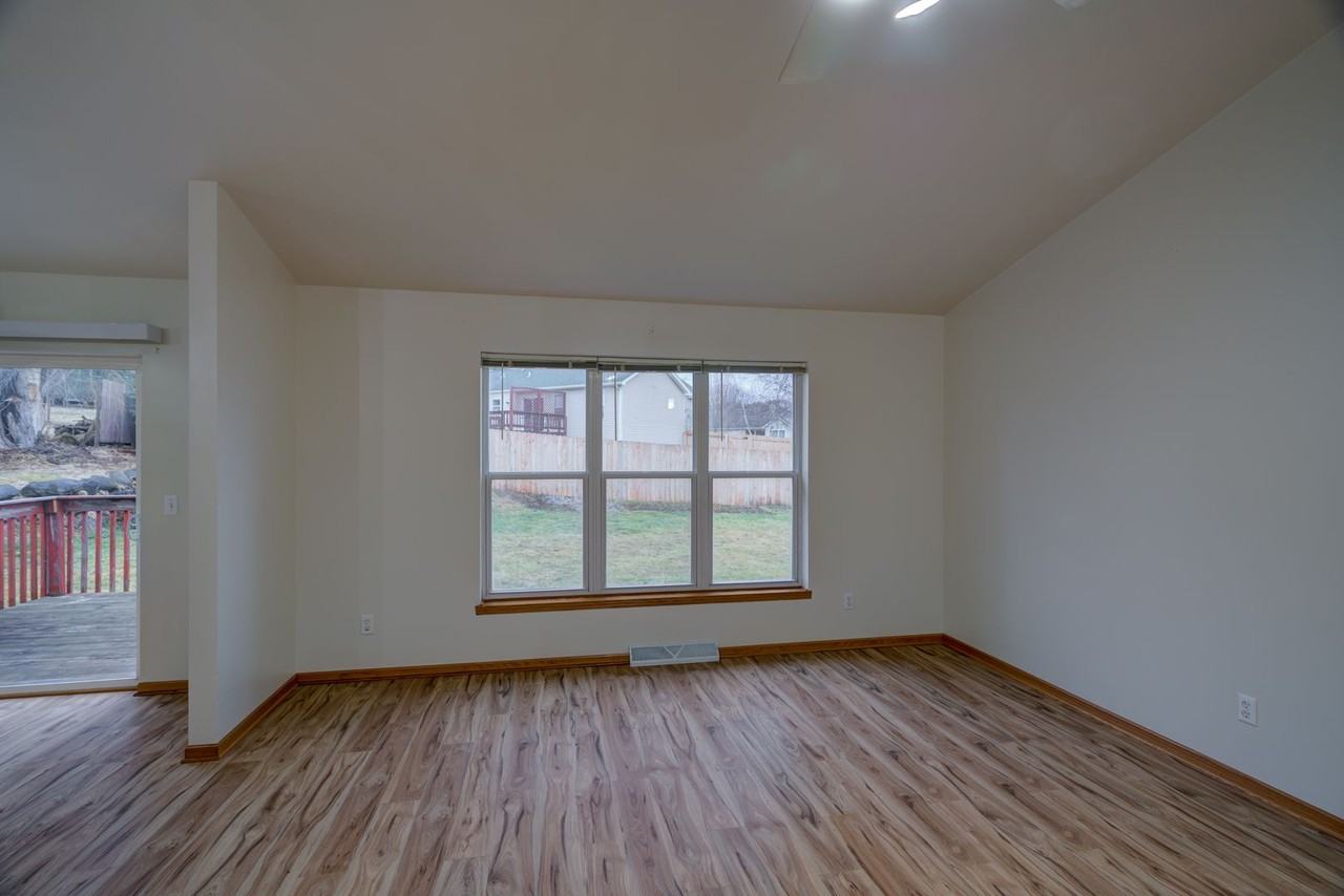 1509 Bultman Rd - Photo 2 of 29