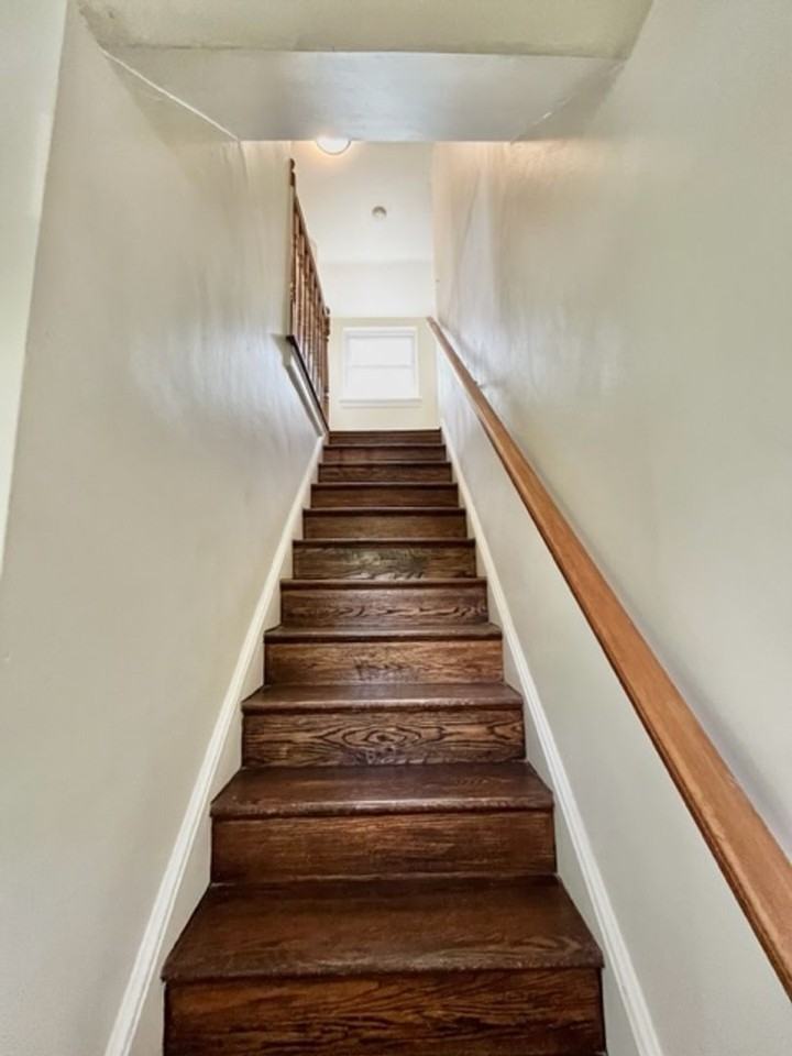 2702 Byron St - Photo 6 of 25