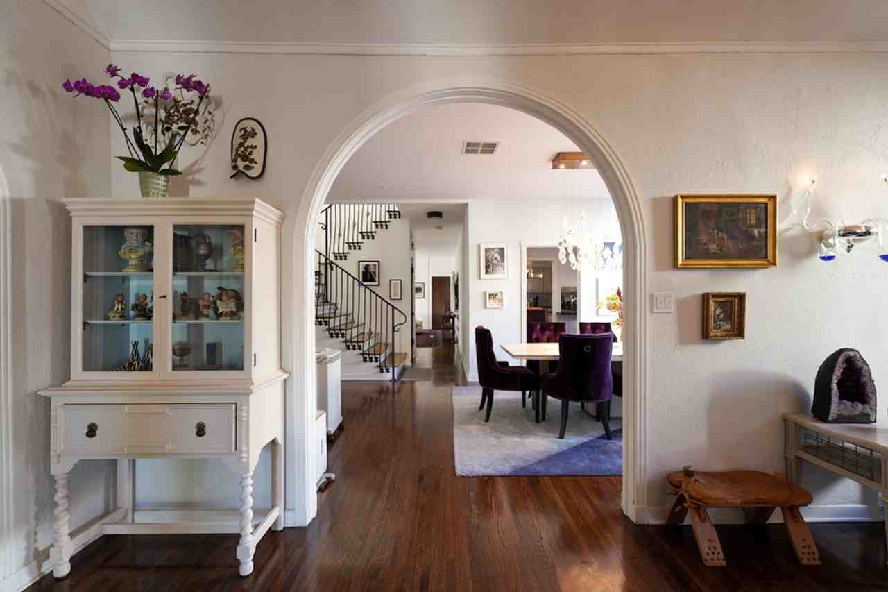 1949 1949 N Catalina St. Los Angeles, CA 90027 - Photo 4 of 39