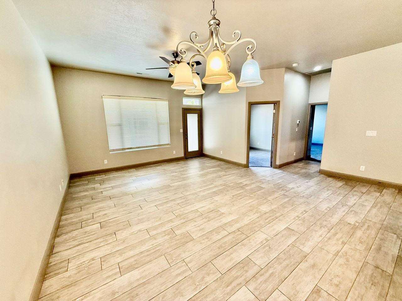 2556 W 235 N - Photo 3 of 18