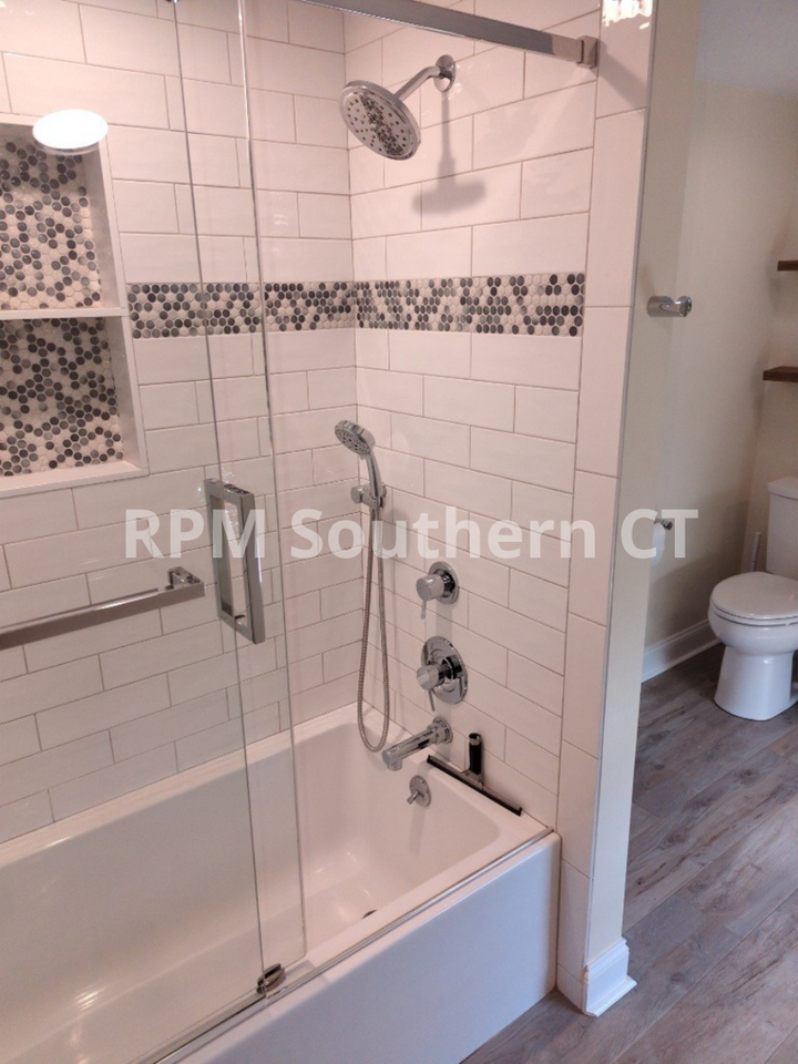 28 Deerfield Dr - Photo 3 of 10
