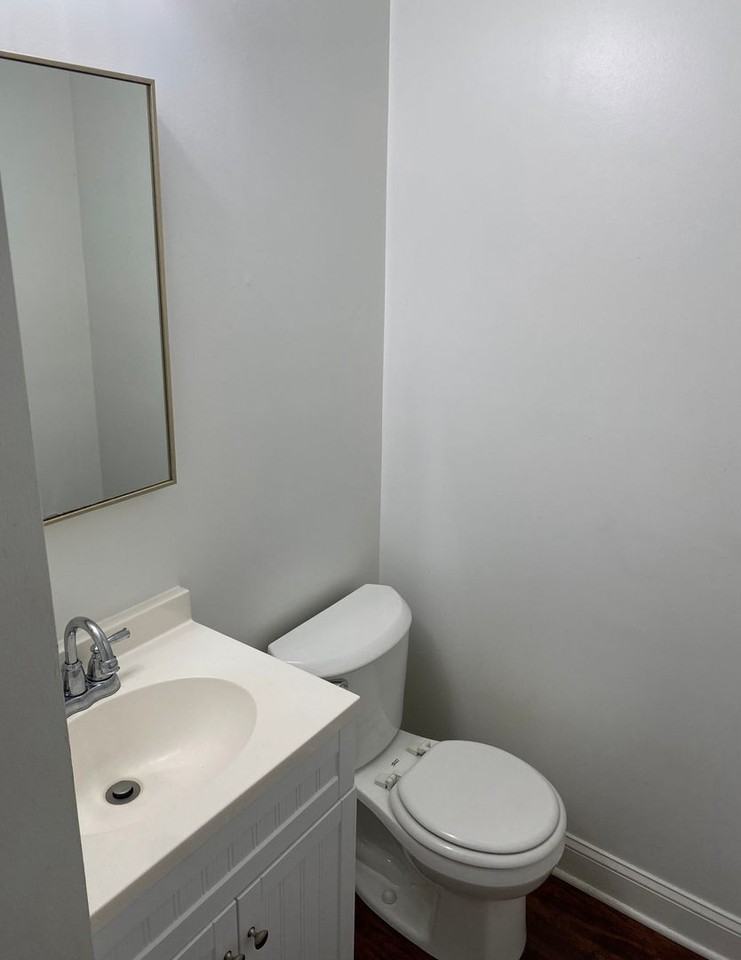 5201 Craig Ave - Photo 3 of 13