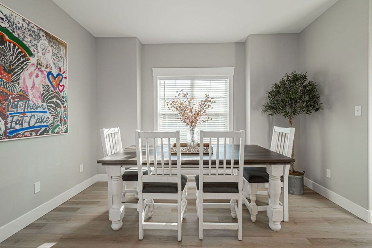 1415 Fremont Ave - Photo 4 of 22