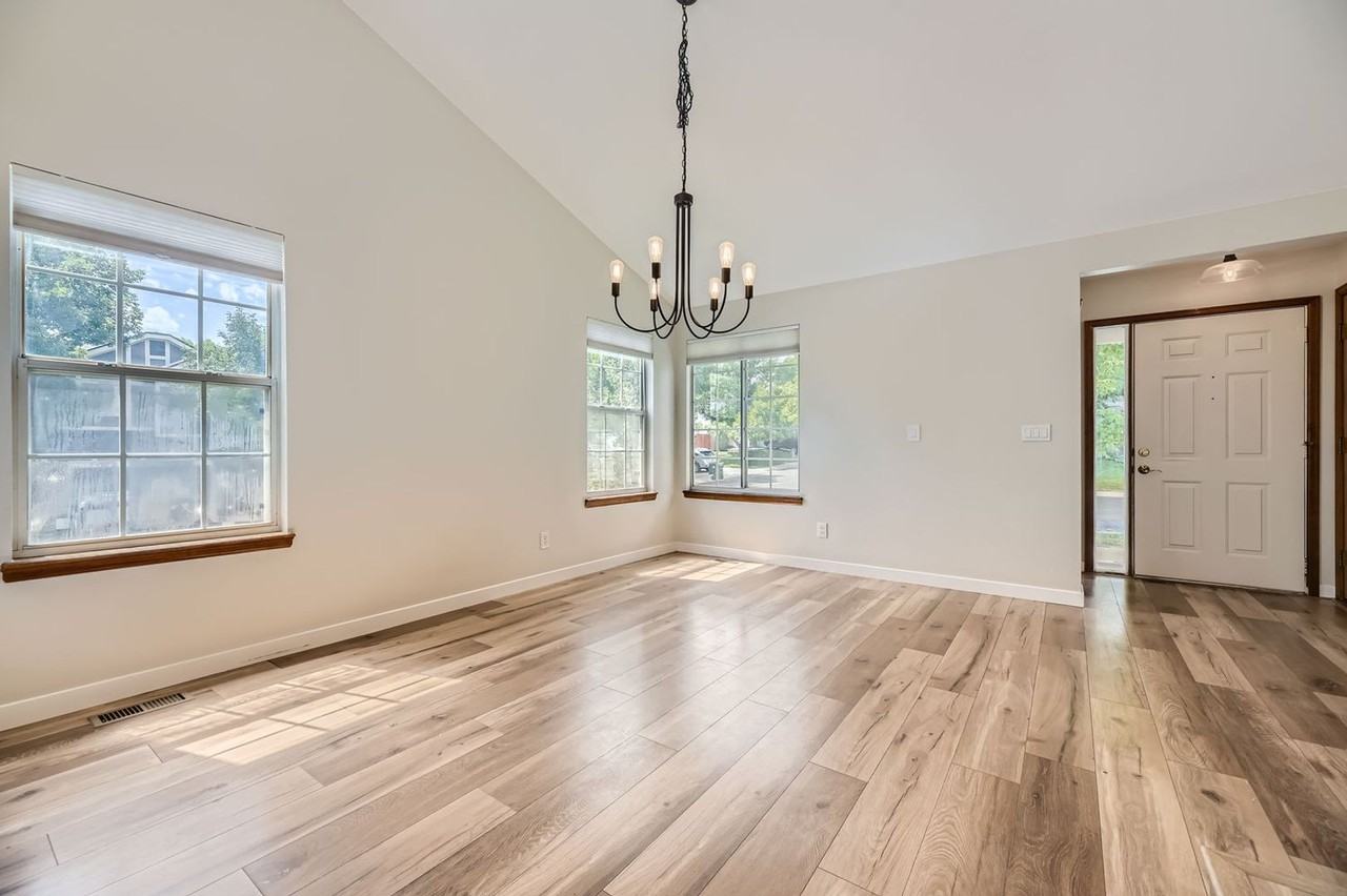 7516 Dawn Dr - Photo 5 of 34