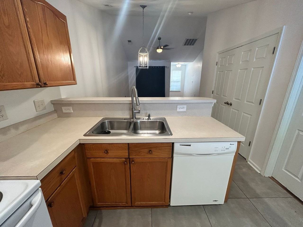 409 Lexie Ln - Photo 7 of 15