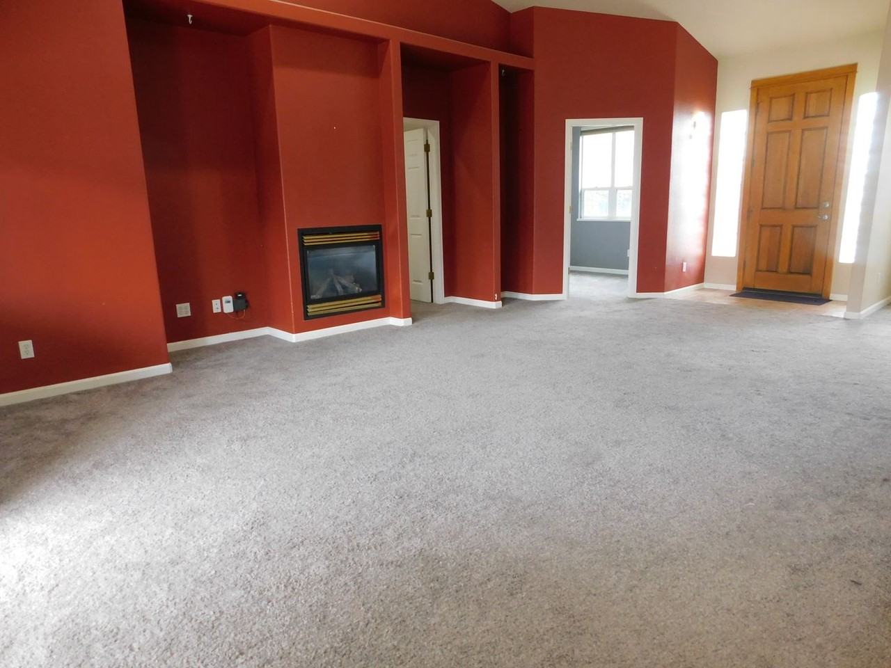 566 Garnet - Photo 3 of 24