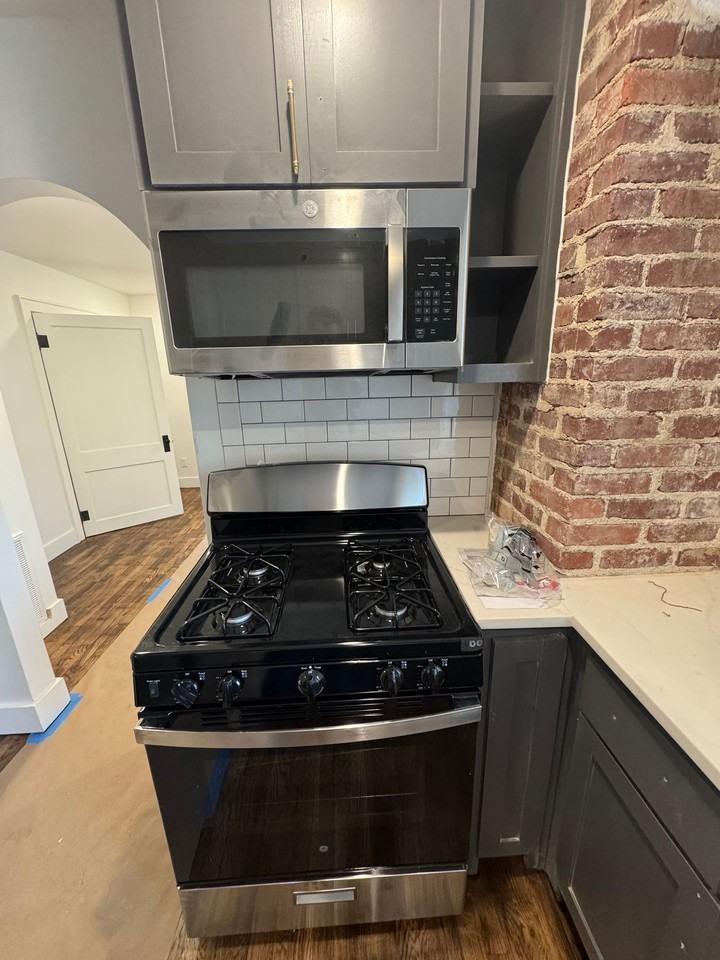 219 W Meadow - Photo 7 of 13