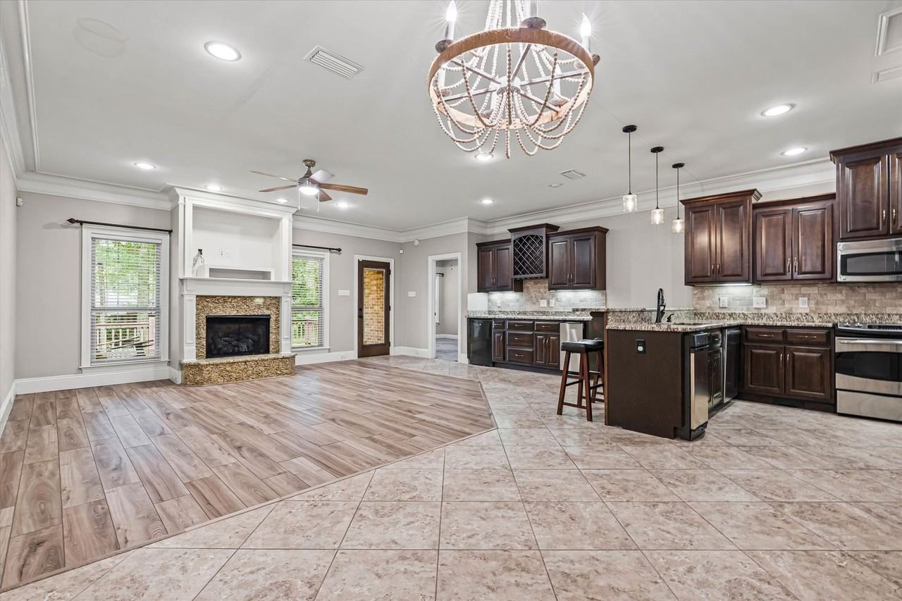 914 Henckley Ave - Photo 2 of 22