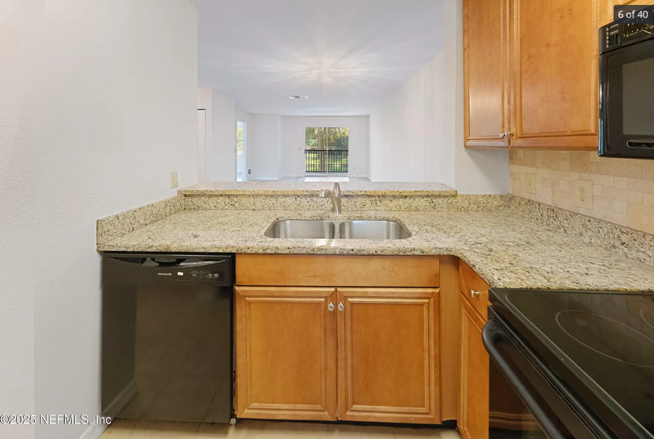 25 Arbor Club Dr - Photo 4 of 25