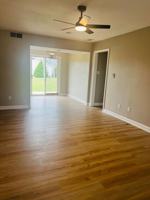 featured image of 822 Windwood Dr #1