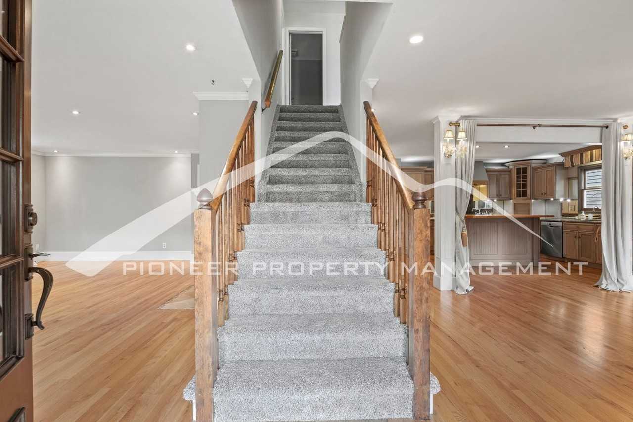 1523 N Nevada Ave #1 - Photo 5 of 29