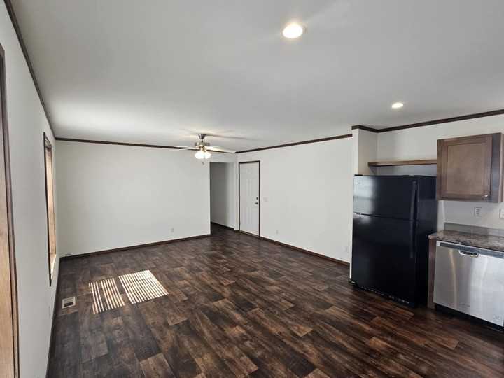 76 Meggan Dr #76 - Photo 6 of 27