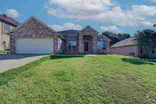 2710 Logan Dr - Photo 1 of 1