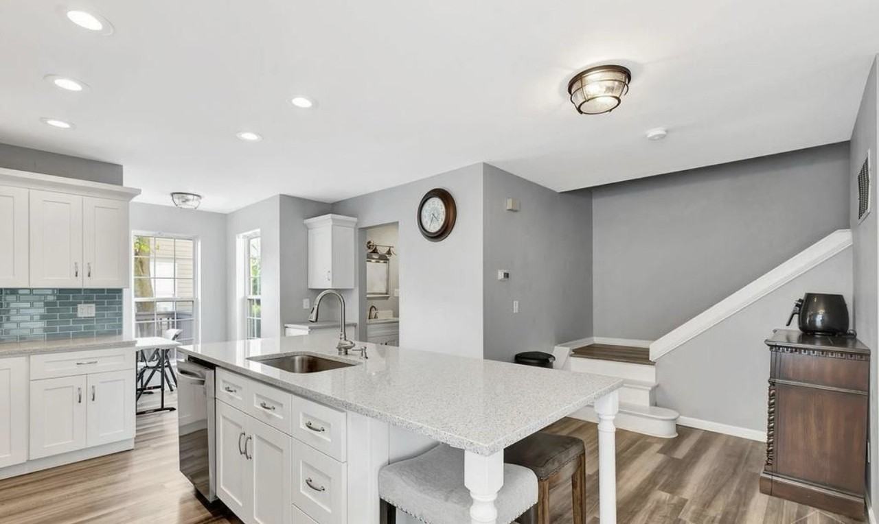 711 Van Roberts Pl - Photo 3 of 15