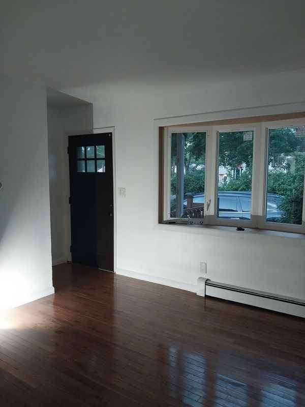 282 Whittier Dr - Photo 2 of 7