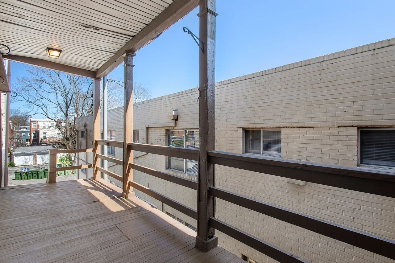 2604 Grove Ave #4 - Photo 4 of 24