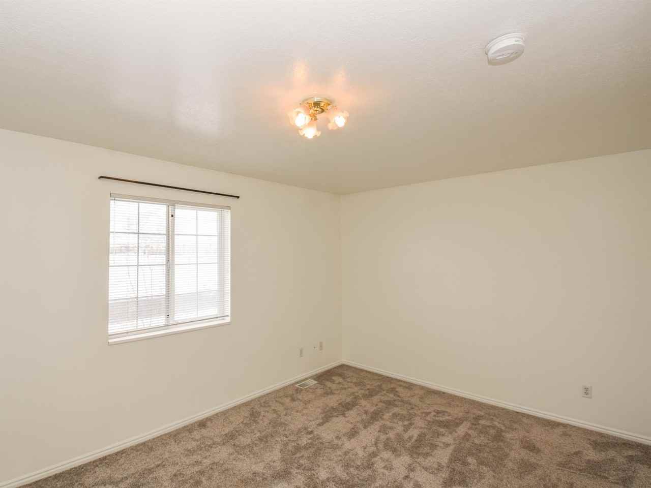 105 Penhurst Pl #1 - Photo 3 of 21