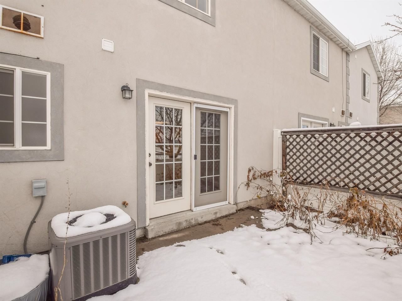 105 Penhurst Pl #1 - Photo 7 of 21