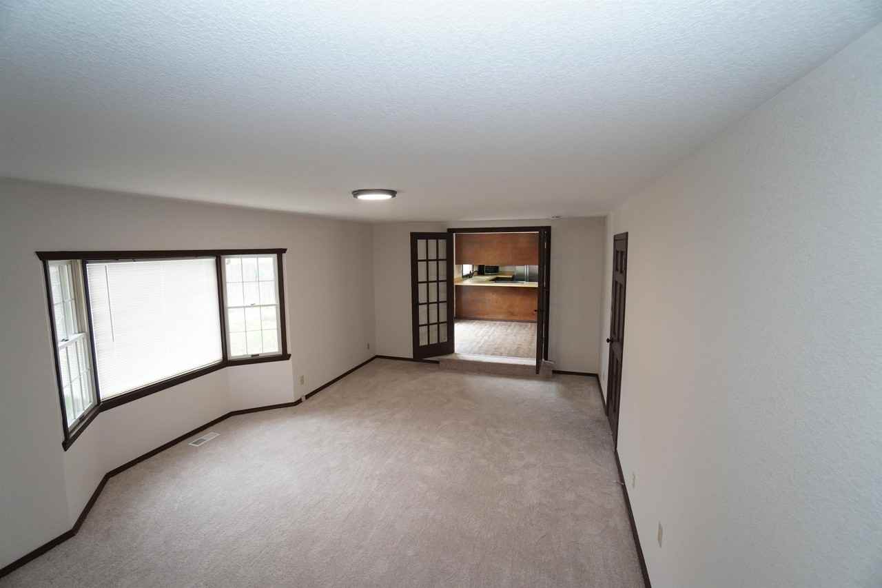 3392 S Maze Ave - Photo 2 of 29