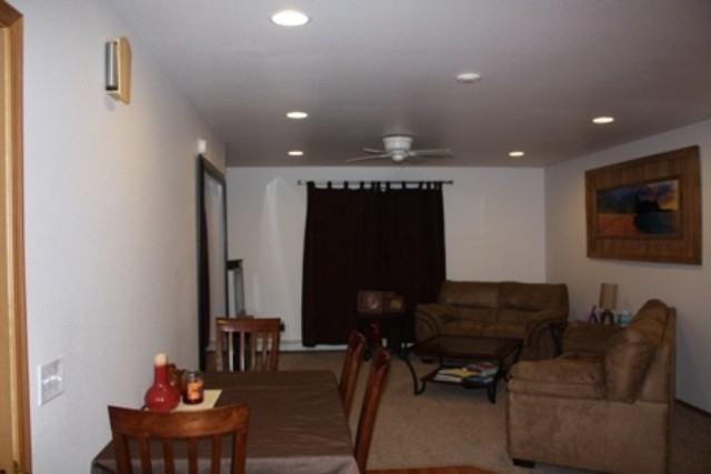 1131 Matthew Cir - Photo 3 of 21