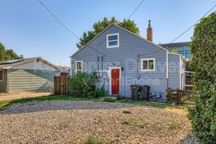 1010 Jay St #B - Photo 1 of 1