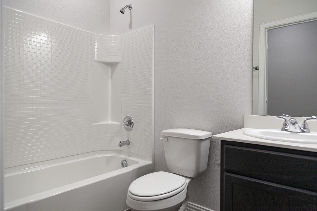 702 Wofford St - Photo 2 of 6