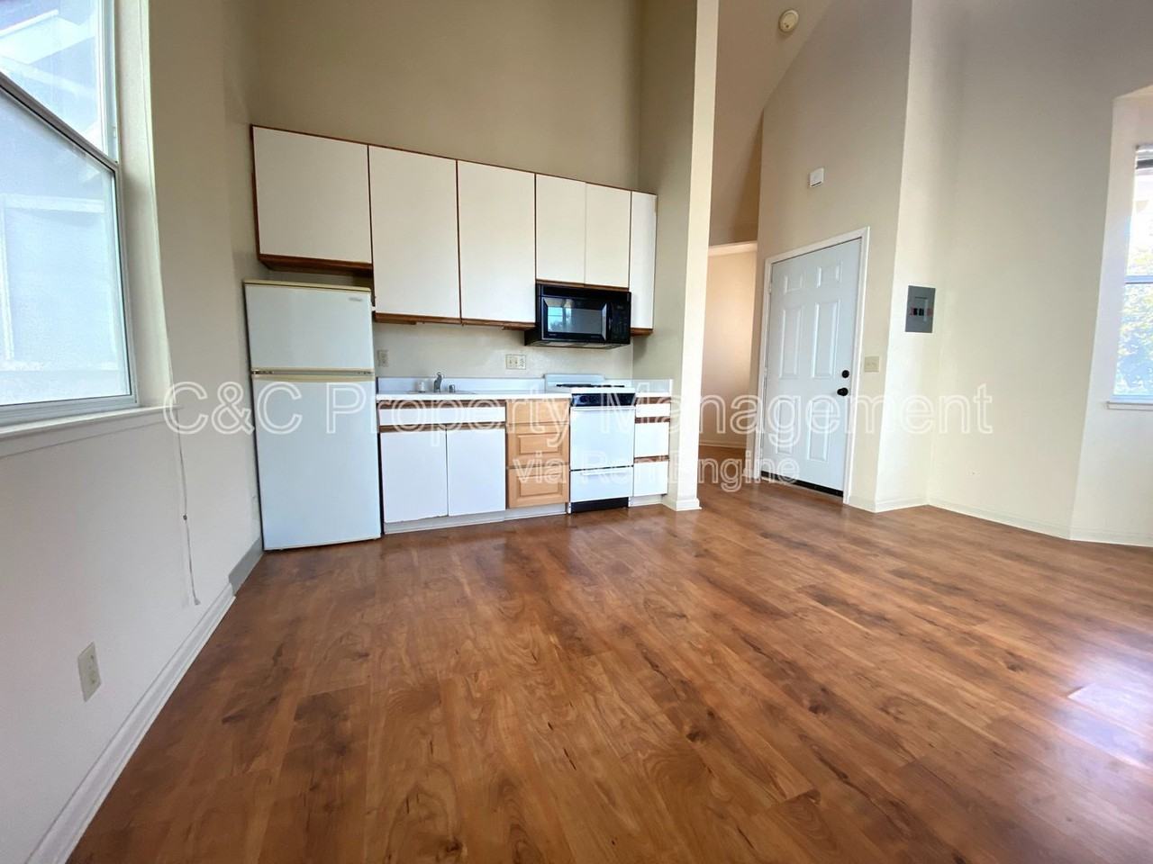 610 Pacific Ave #5 - Photo 2 of 7